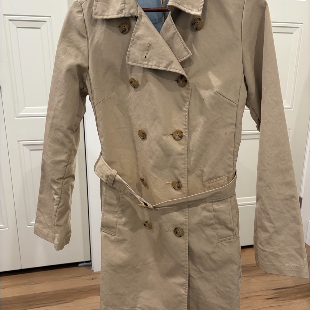 3/$15! Old Navy Beige Double-Breasted Trench Coat circa early 2000s.